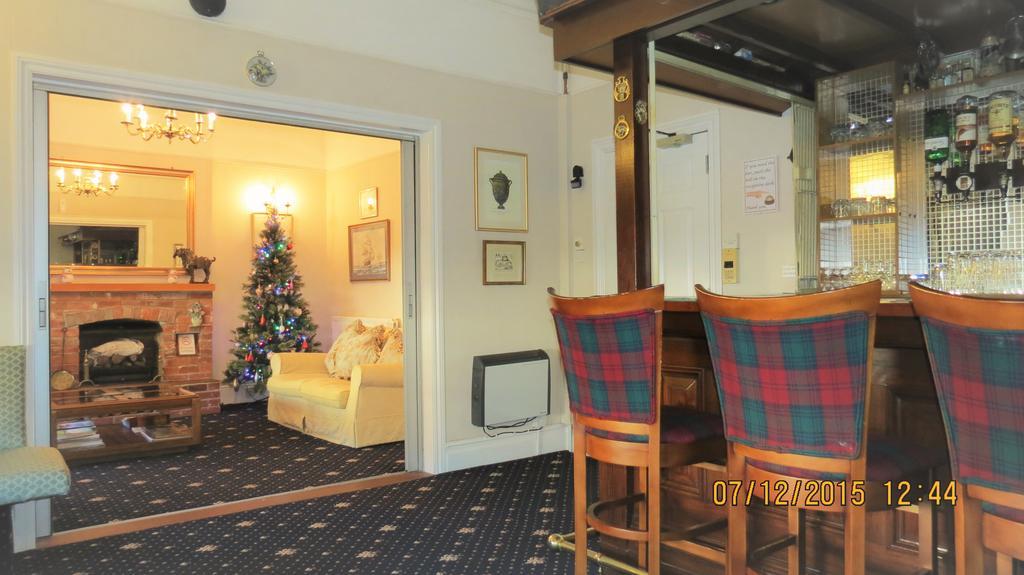 Hunters Lodge Guest House Southampton Bagian luar foto