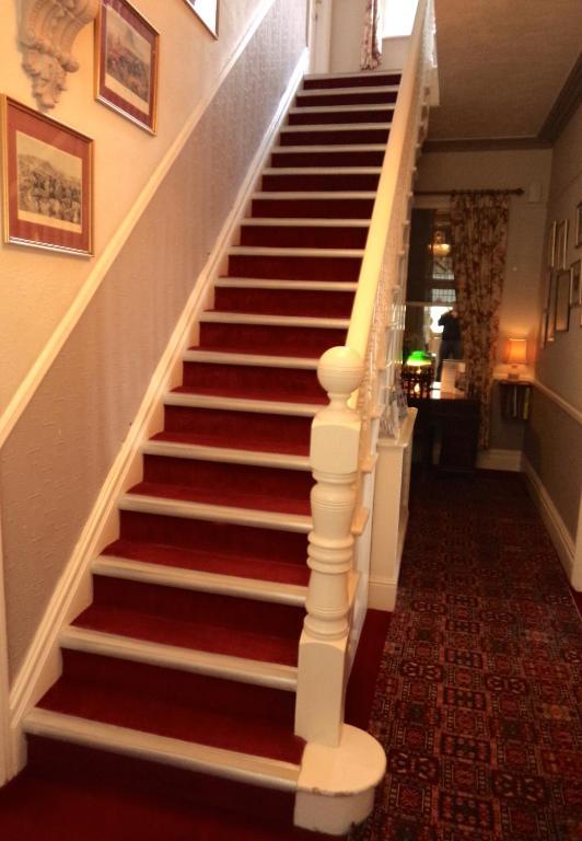 Hunters Lodge Guest House Southampton Bagian luar foto