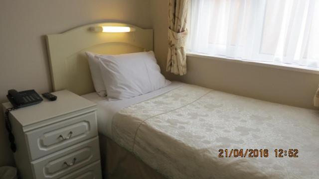 Hunters Lodge Guest House Southampton Bagian luar foto